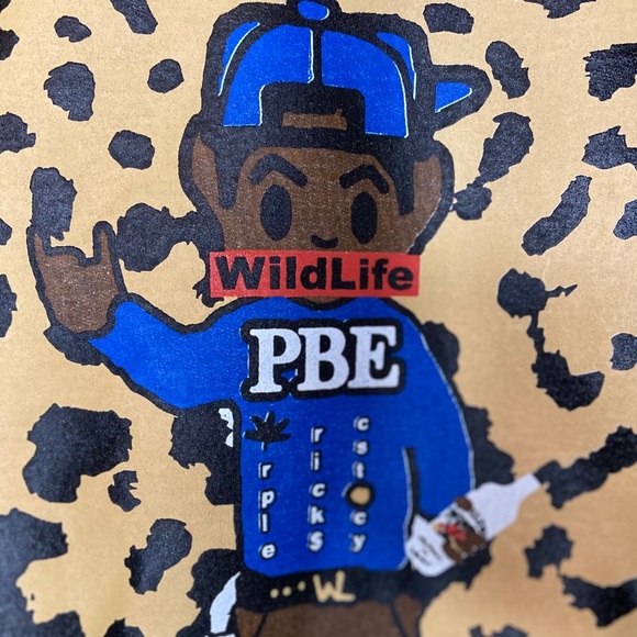 Custom design - Picture 2 of 2